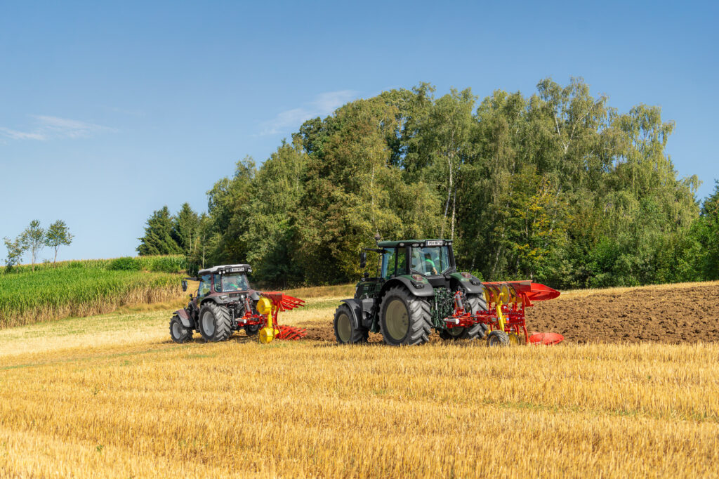 SERVO_2000_N_JohnDeere_SERVO_2000_P_Lindner_8688-SAT