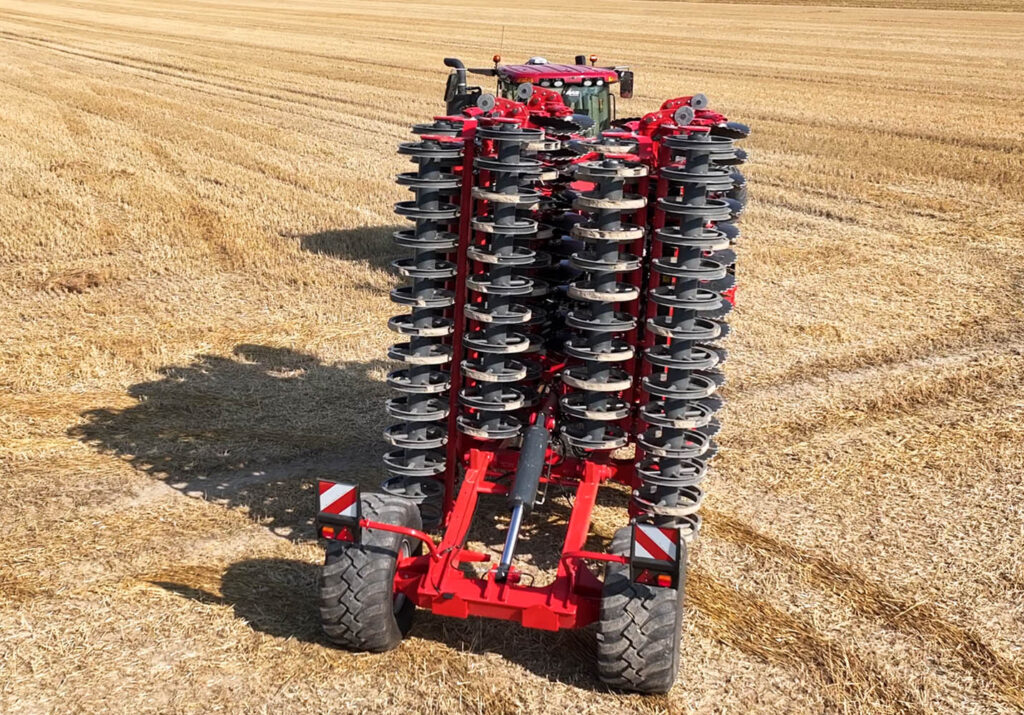 Kverneland-Qualidisc-21123-T-field-0012-jpg-hrx59cdc35