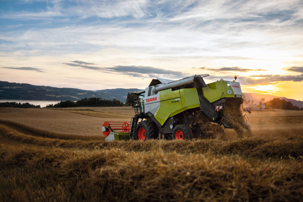 Claas_evion_3.jpg