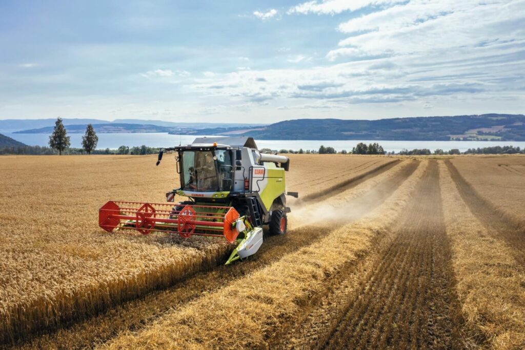 Claas_evion_5.jpg