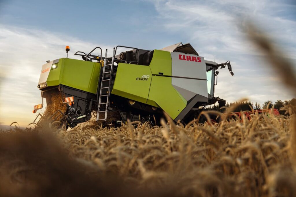 Claas_evion_8.jpg