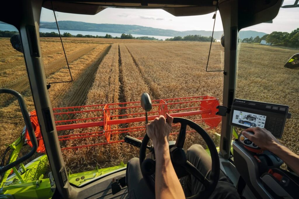 Claas_evion_9.jpg