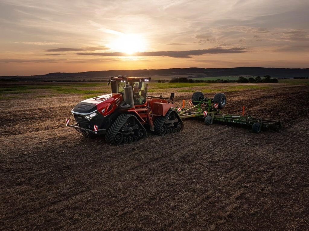 caseih_quatrac_715_2