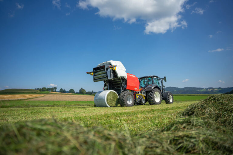 IMPRESS_3130_F_PRO_NewHolland_Sillage_25_sat_