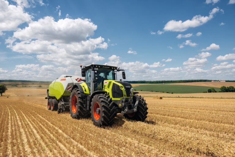 claas_axion_800_4
