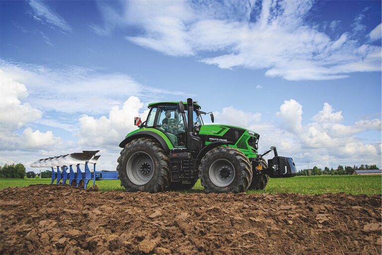 DEUTZ-FAHR-Agrotron-radu-8-TTV-01