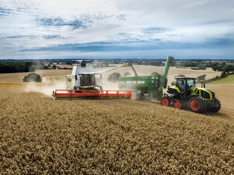 Claas_Lexion_3.jpg