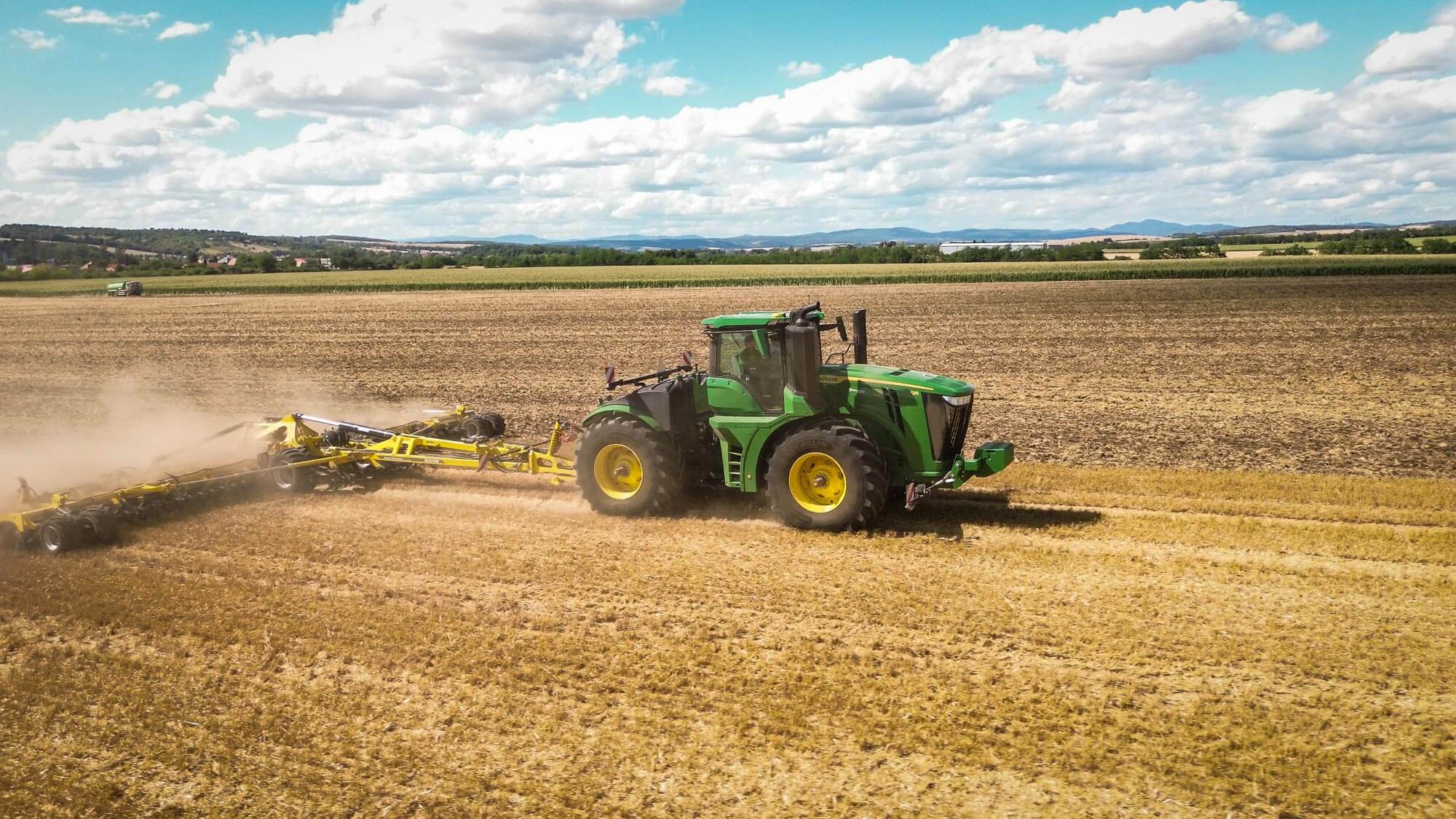 john_deere_9R-07