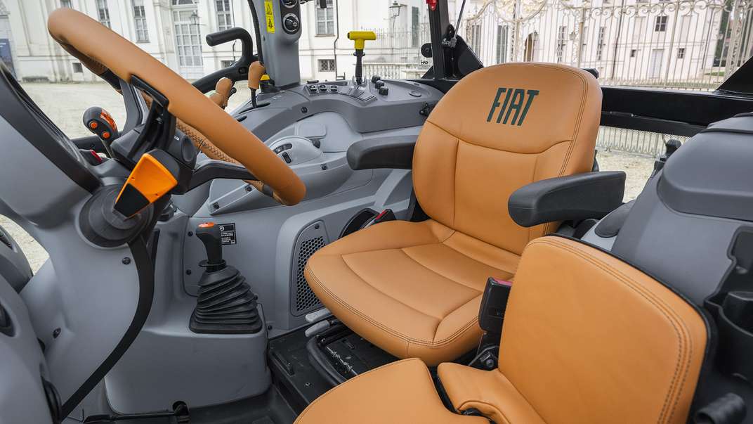 show-stopping-il-trattore-concept-tractor-celebrates-style-07